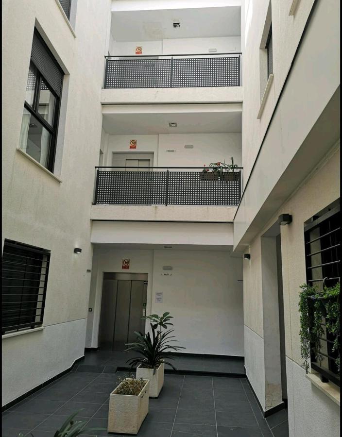 Stylish Apartment In The Heart Of Malaga With Pool Dış mekan fotoğraf